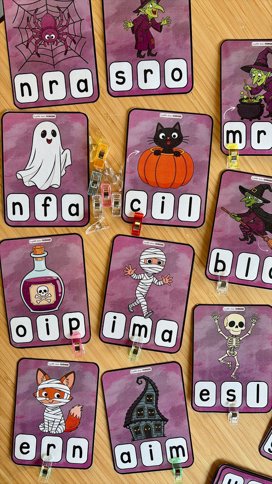 Cartes son initial - Halloween