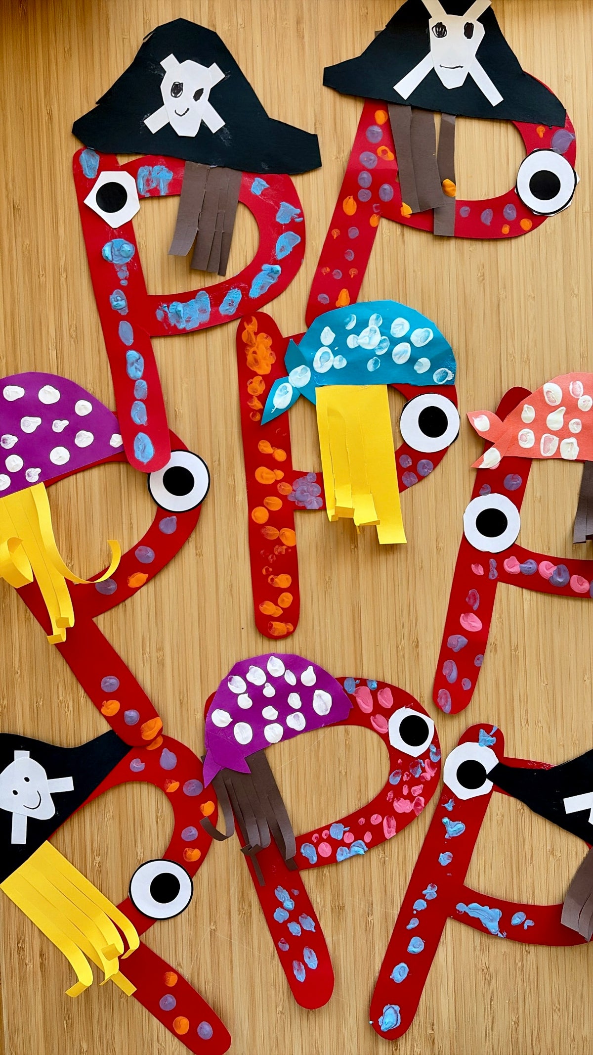 Lettre Pp - Pirate