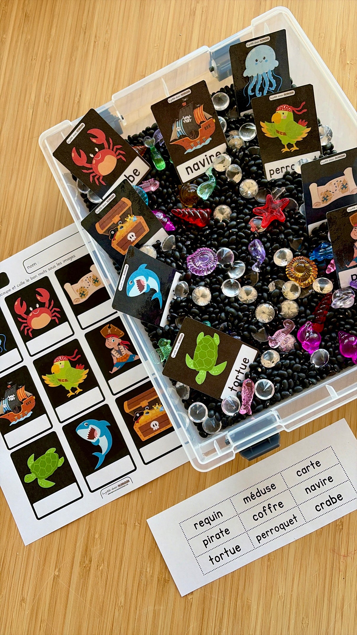 Atelier - Chasse aux mots pirates et océan