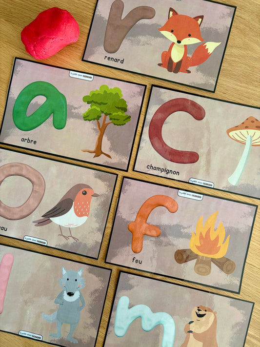 Son initial et pâte à modeler - La forêt