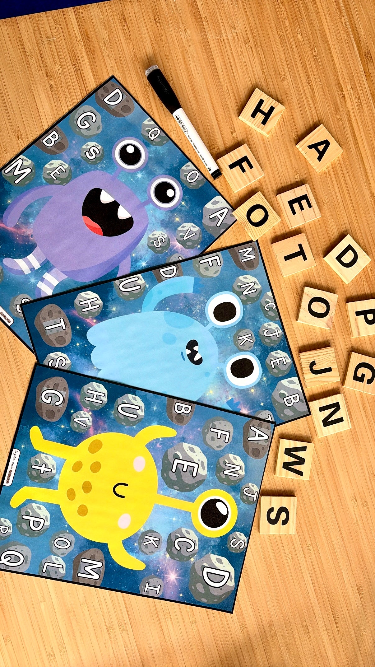 Pige les lettres et trace - Espace