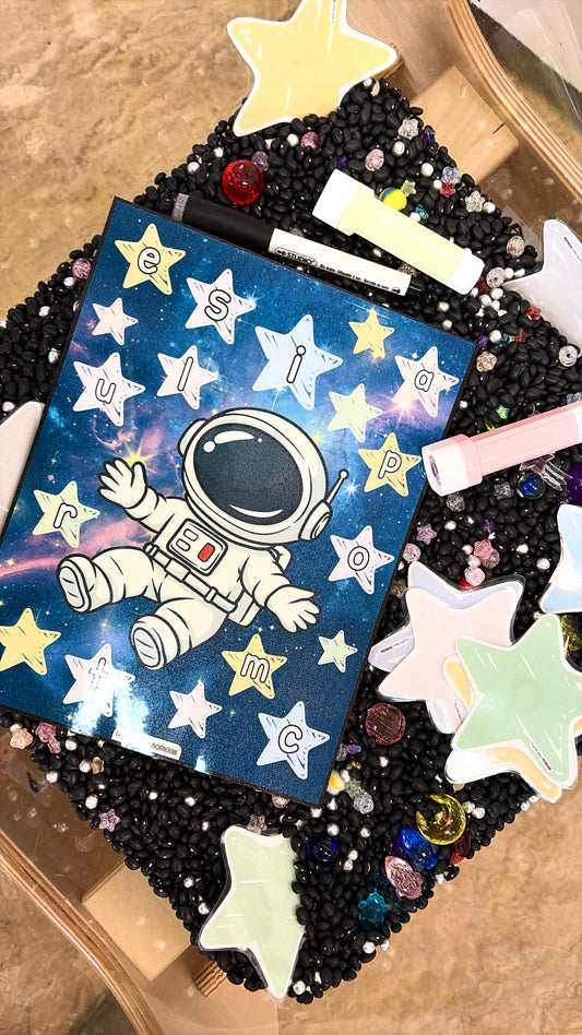 Retrouve les lettres perdues de l'astronaute