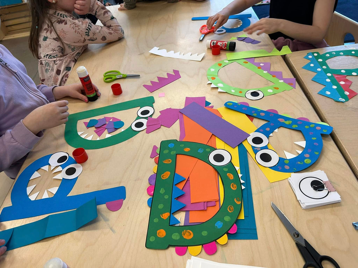 Lettre Dd - Dinosaure