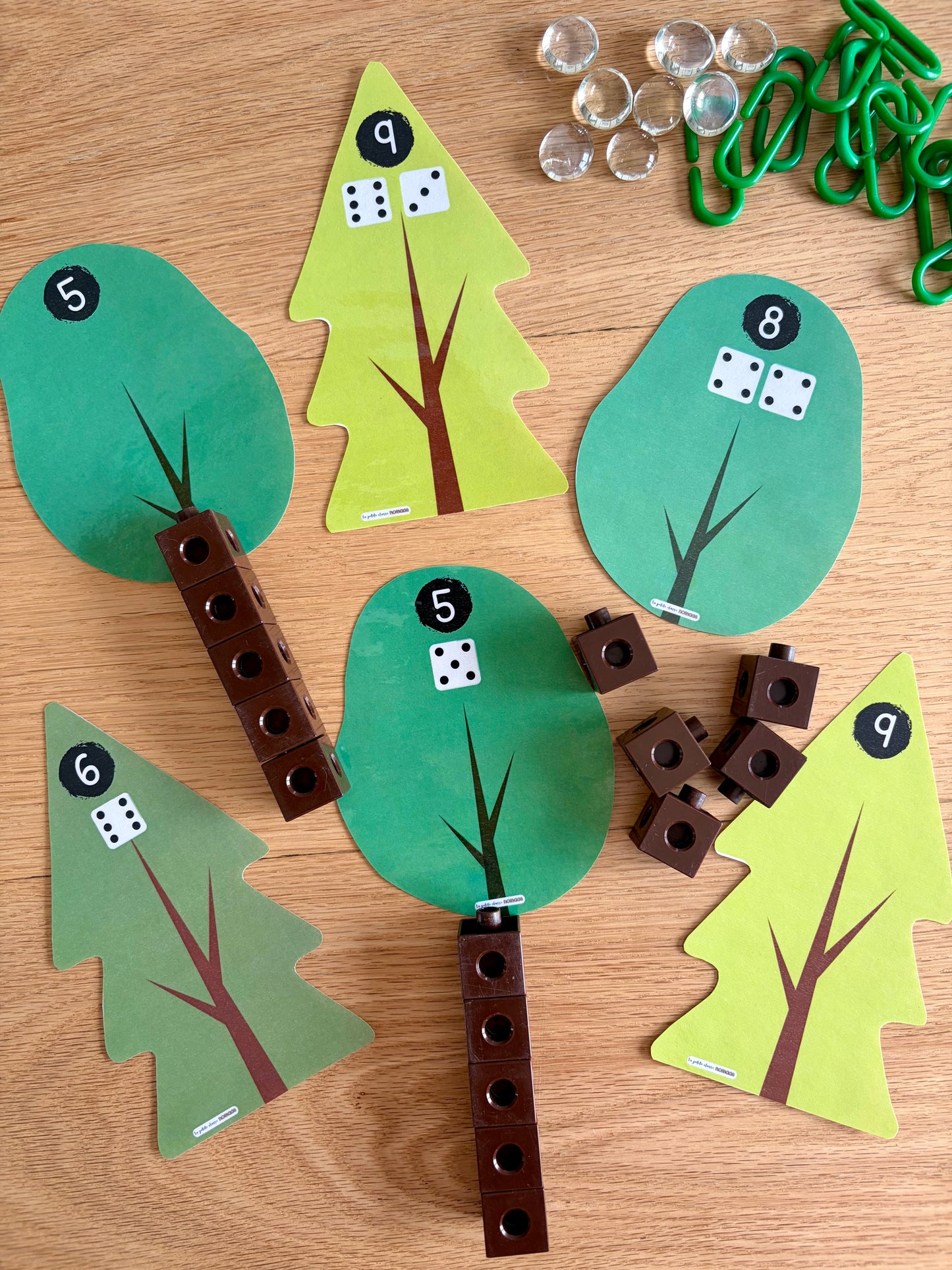 Lettre Aa - Arbre