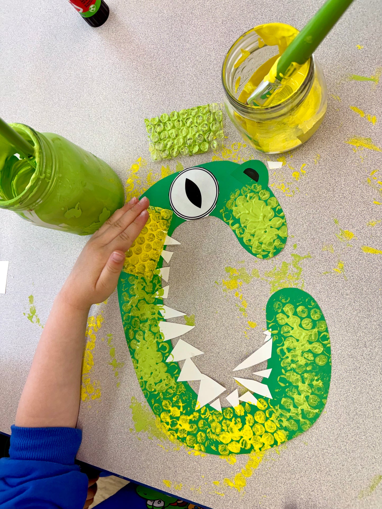 Lettre Cc - Crocodile